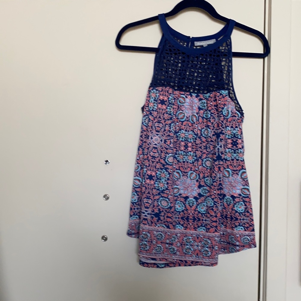 Daniel Rainn crochet neckline knit top